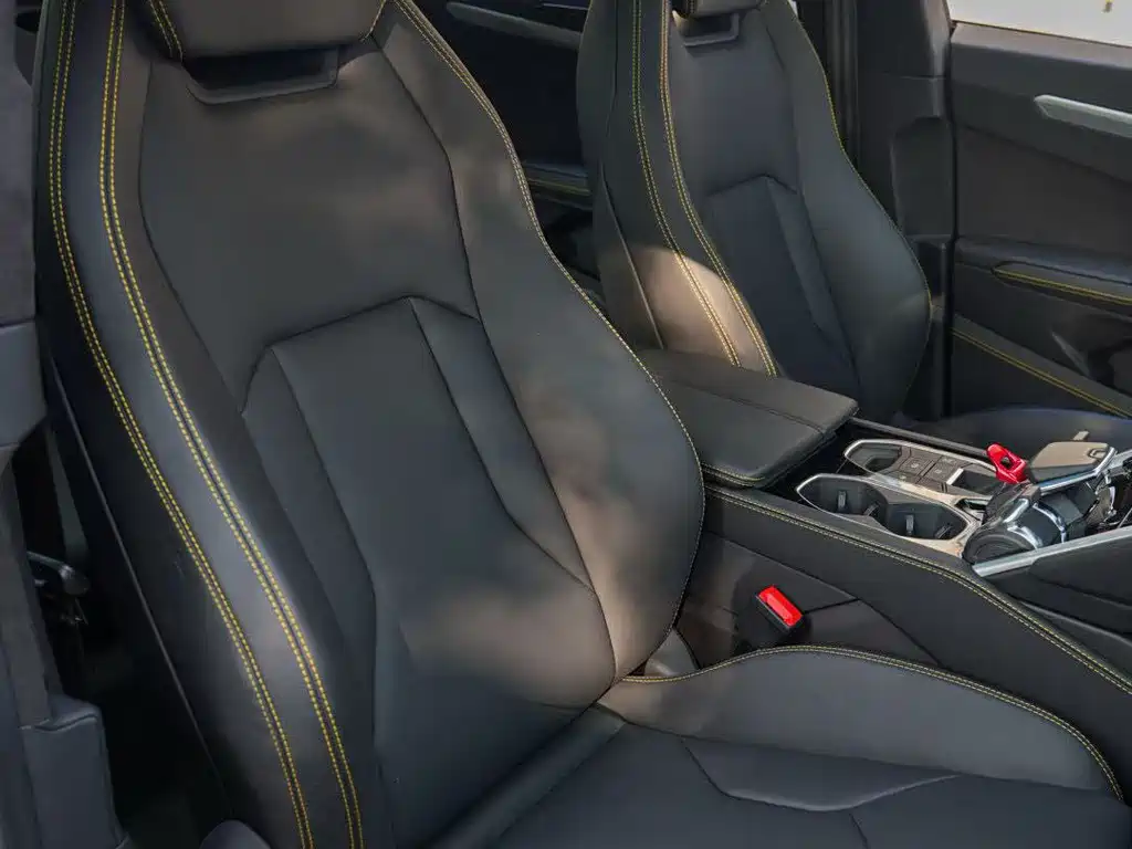 Lamborghini Urus — миниатюра 3
