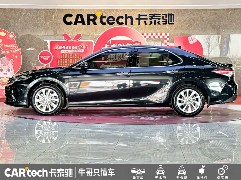 Toyota Camry — миниатюра 23
