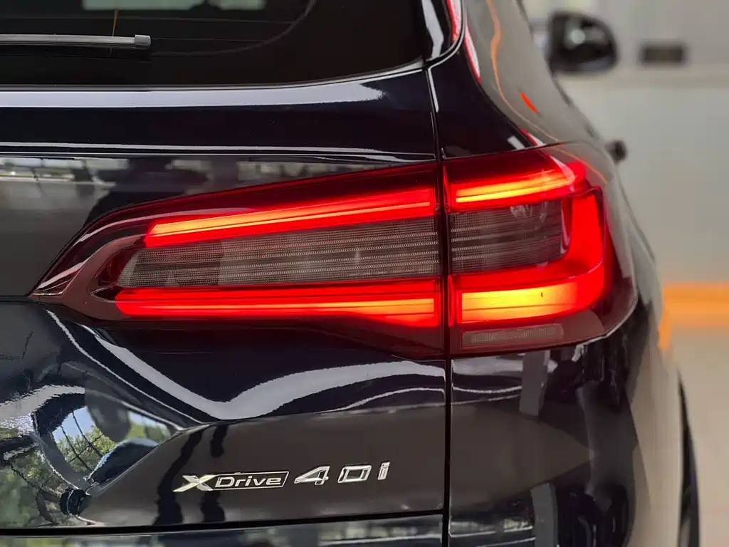 BMW X5 (Import) — миниатюра 18