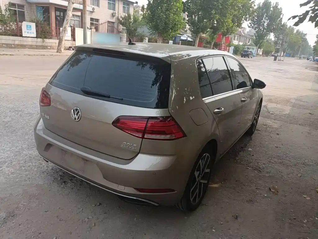 Volkswagen Golf — миниатюра 7