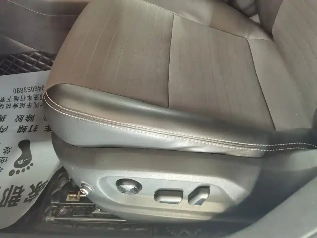 Volkswagen Tiguan — миниатюра 14
