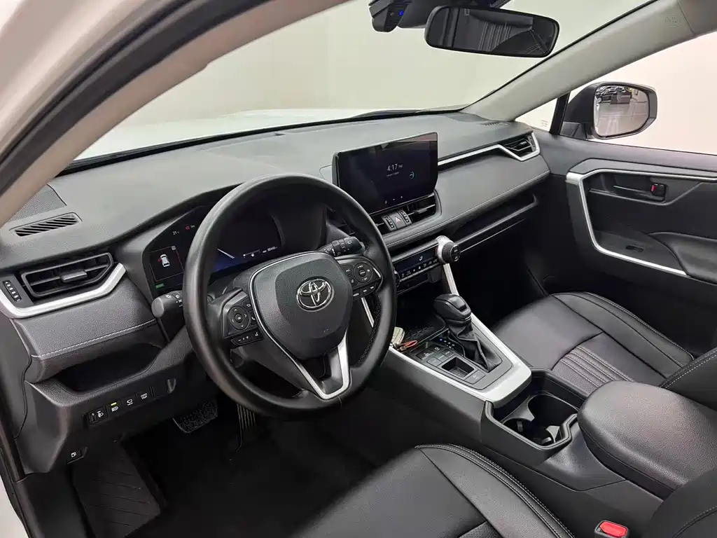 Toyota RAV4 Prime — миниатюра 21