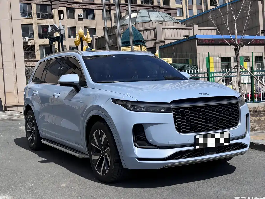Li Auto ONE 2021 6 мест