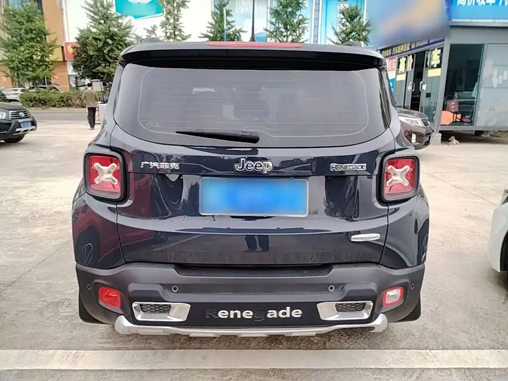 Jeep Renegade — миниатюра 6