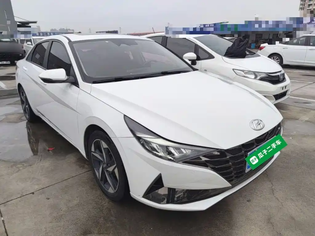 Hyundai Elantra — миниатюра 4
