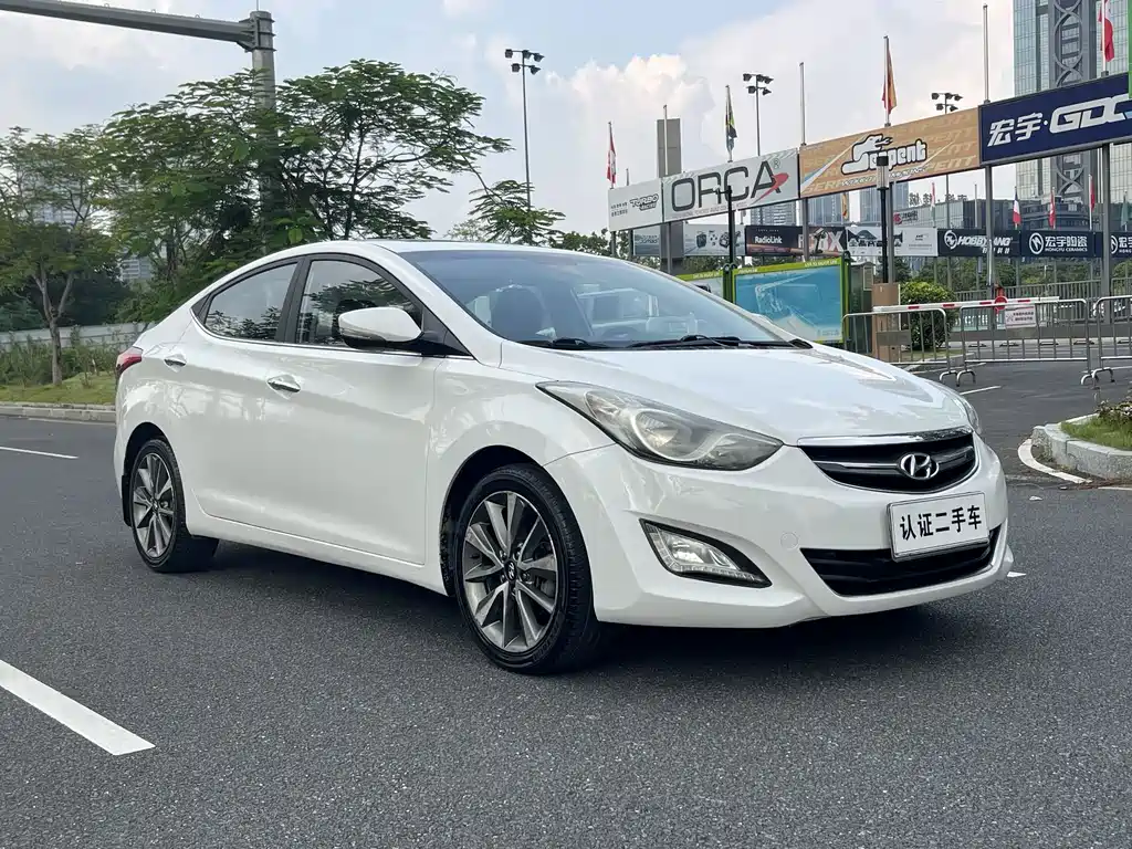 Hyundai Elantra Langdong — миниатюра 3