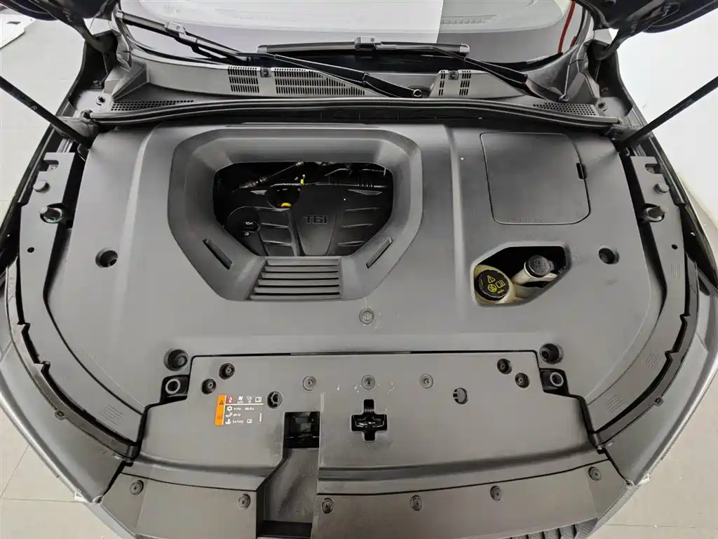 Roewe RX5 2021 PLUS 330TGI AT