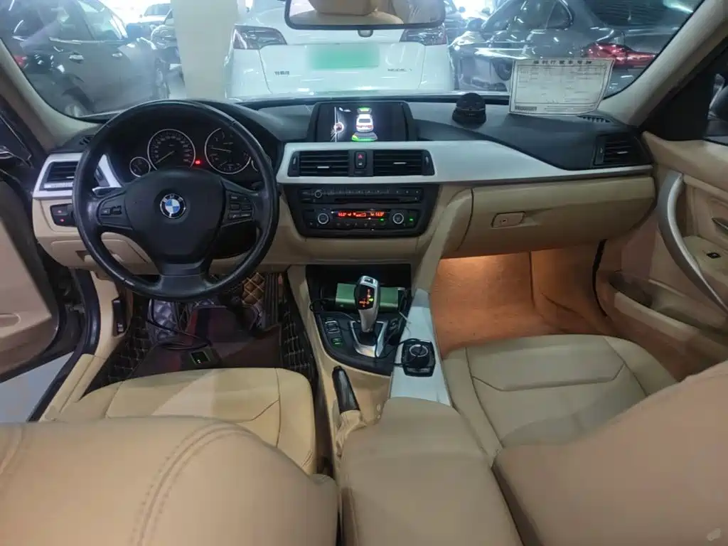 BMW 3 Series — миниатюра 10