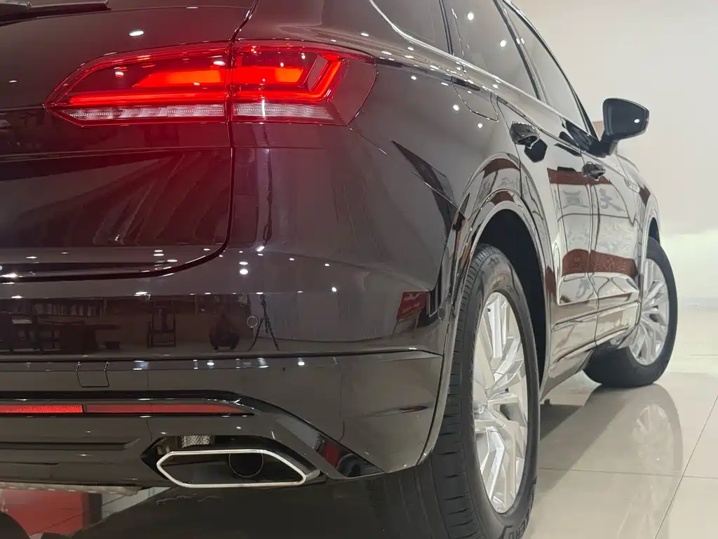 Volkswagen Touareg — миниатюра 22