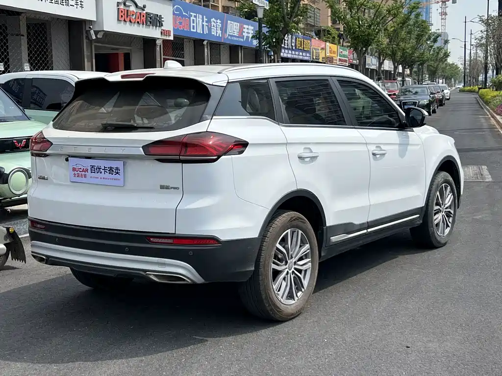 Geely Boyue — миниатюра 4