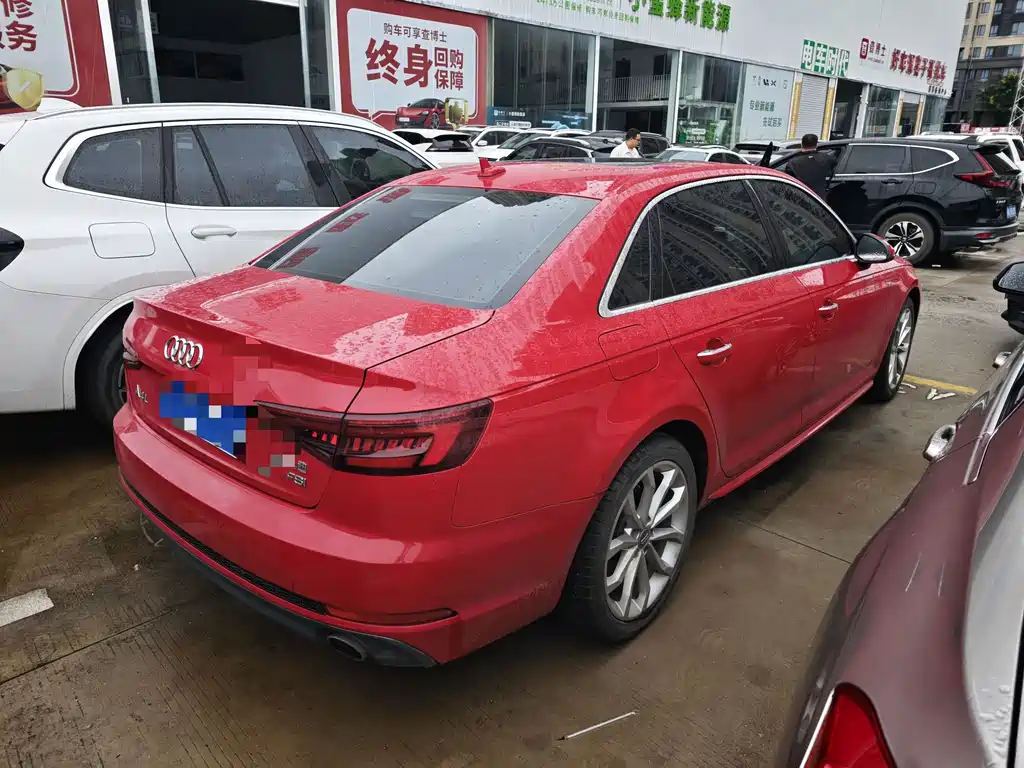 Audi A4L — миниатюра 4