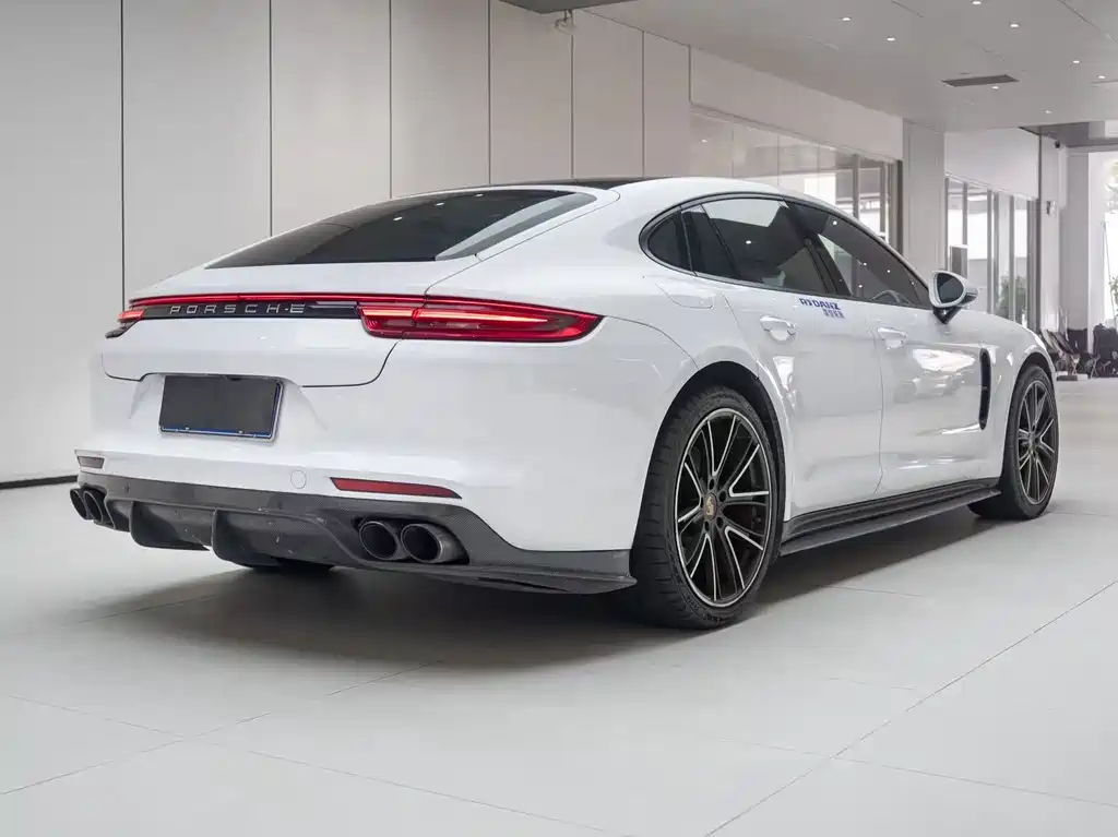 Porsche Panamera — миниатюра 6