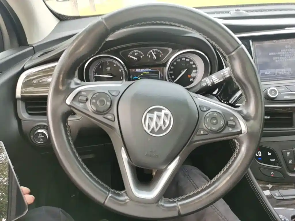 Buick Envision Plus — миниатюра 11