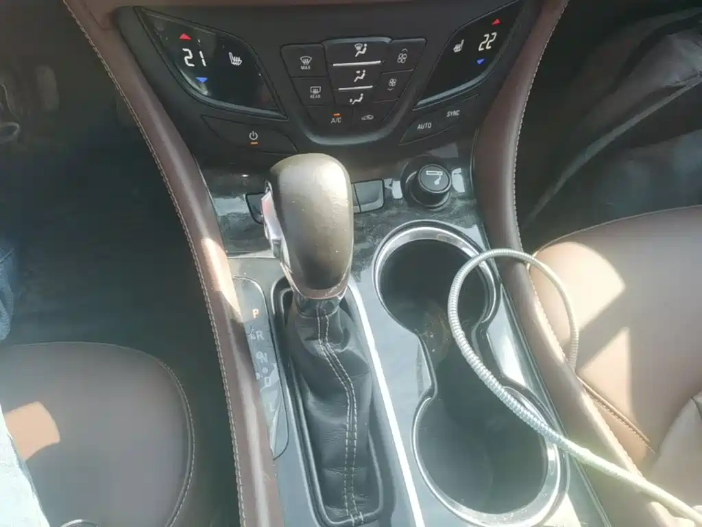 Buick Envision Plus — миниатюра 14