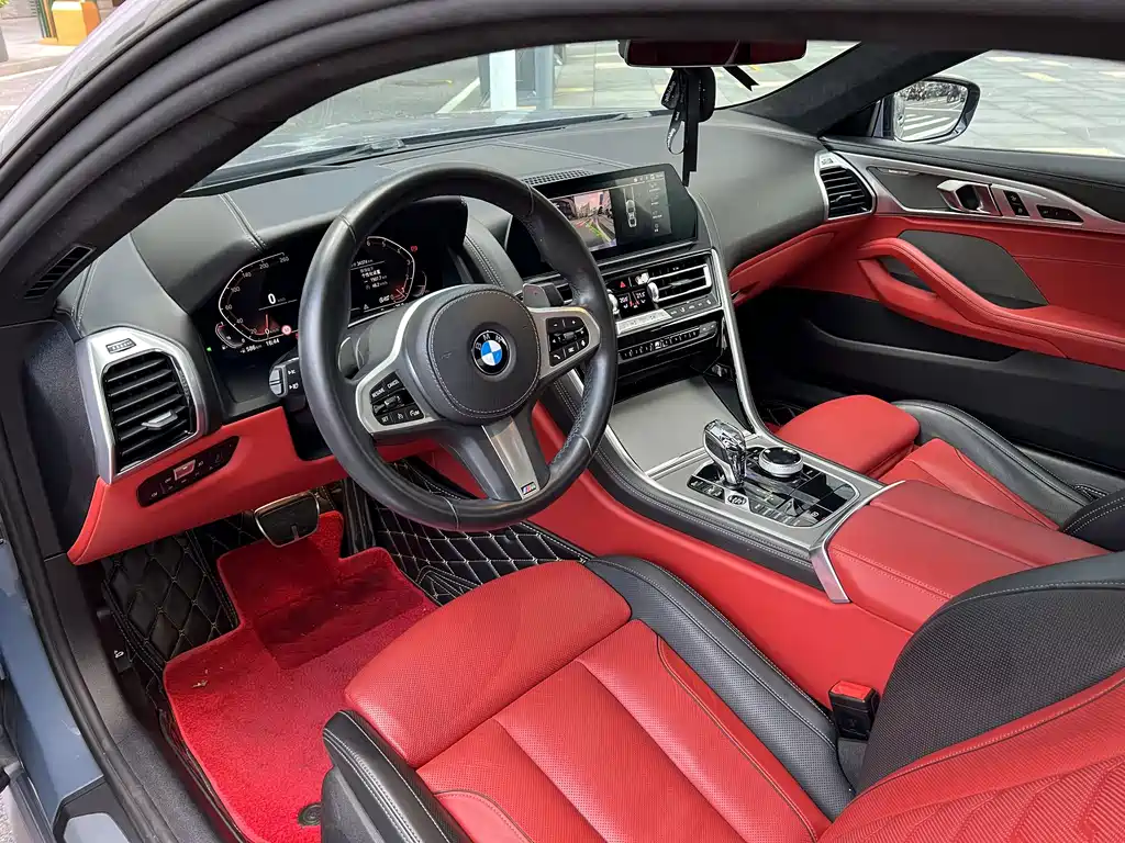 BMW 8 Series — миниатюра 5