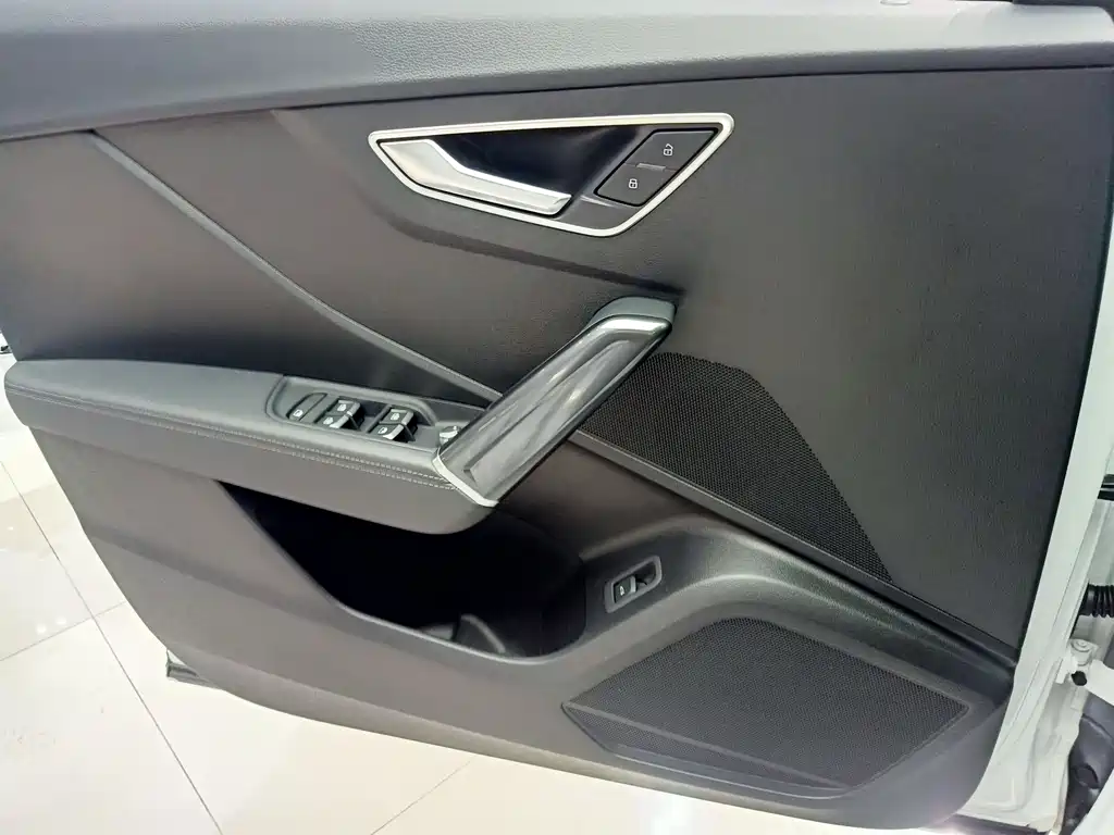 Audi Q2L — миниатюра 14
