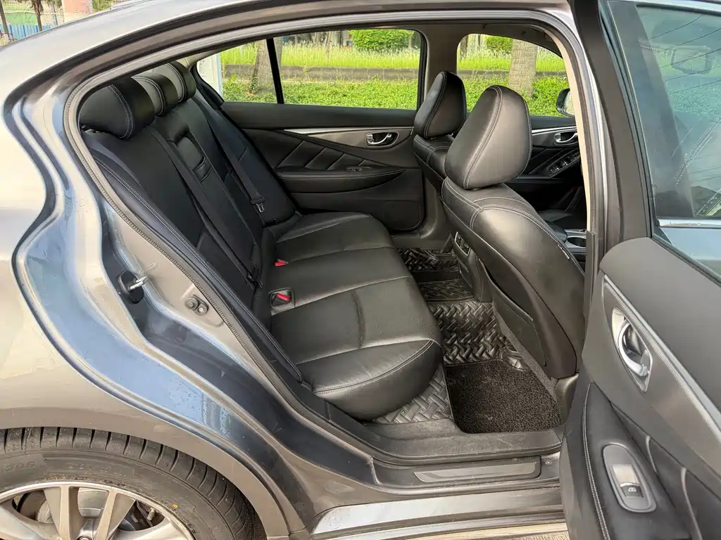 Infiniti Q50L — миниатюра 10
