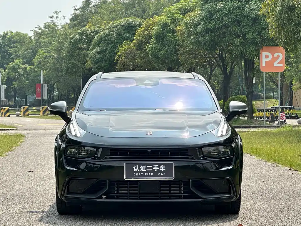 Lynk & Co 02 Hatchback — миниатюра 2