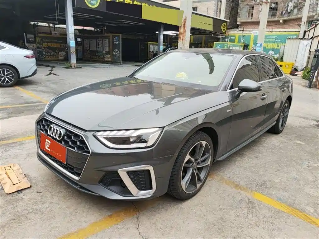 Купить Audi A4L