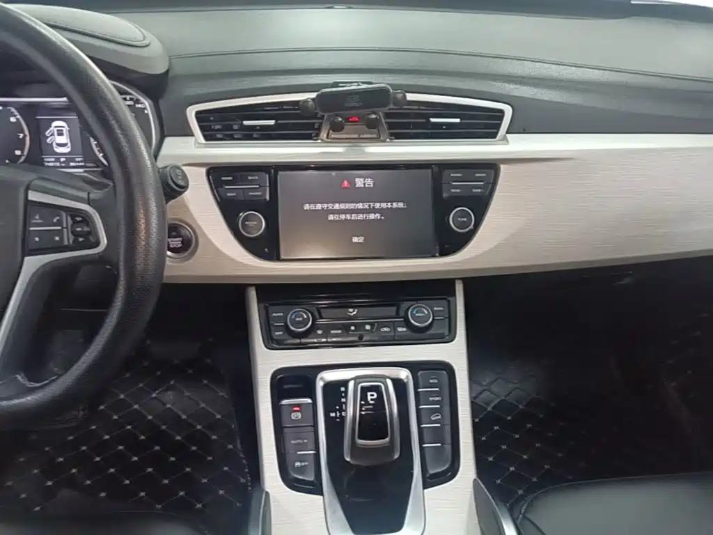 Geely Boyue — миниатюра 13