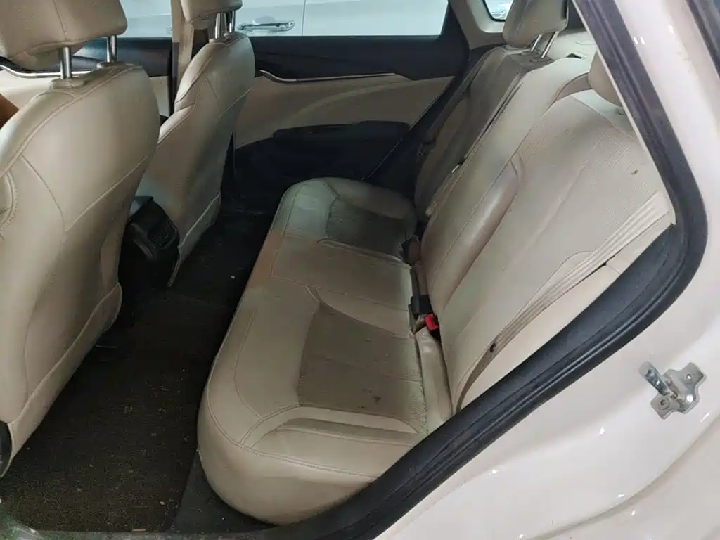 Buick Excelle — миниатюра 17