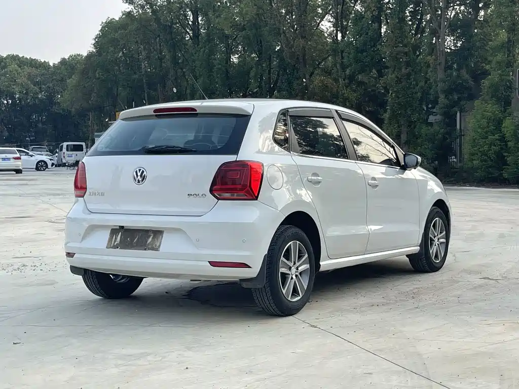 Volkswagen Polo — миниатюра 7