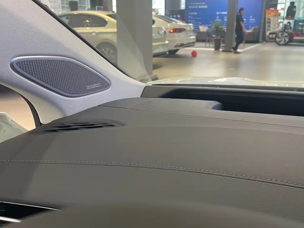 Volkswagen ID.7 VIZZION — миниатюра 11