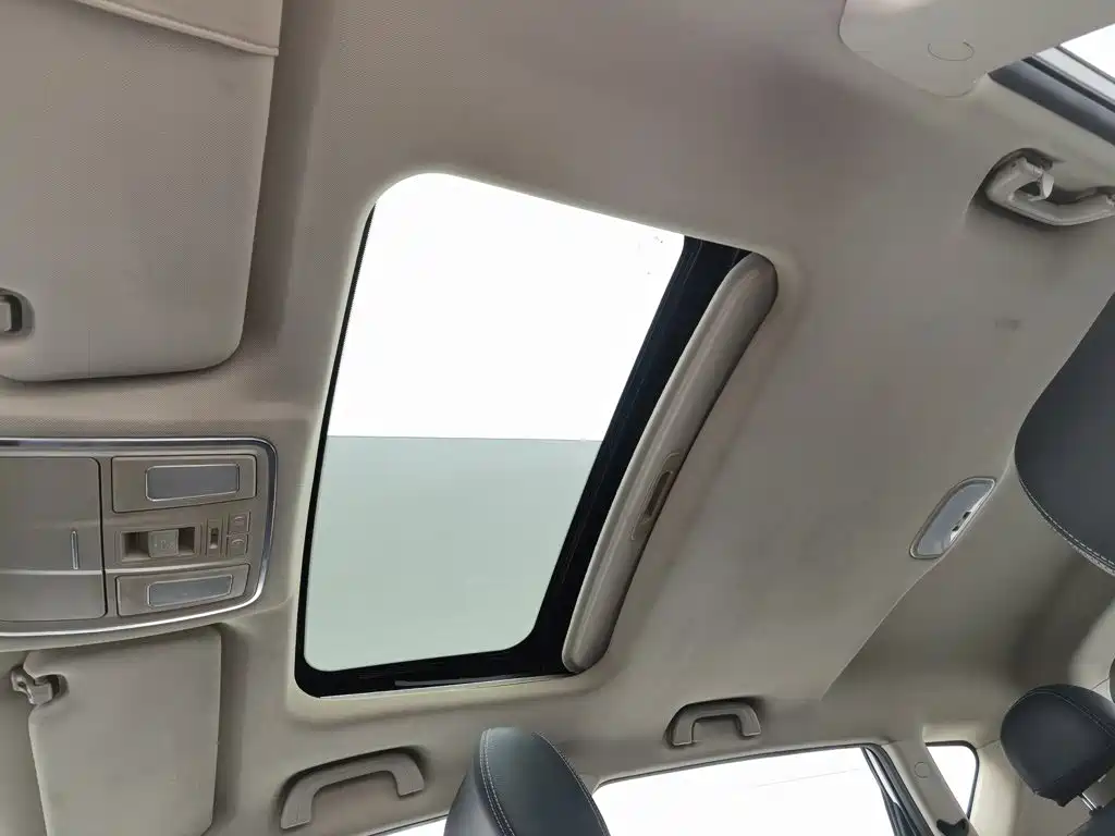 Geely Vision X6 — миниатюра 14