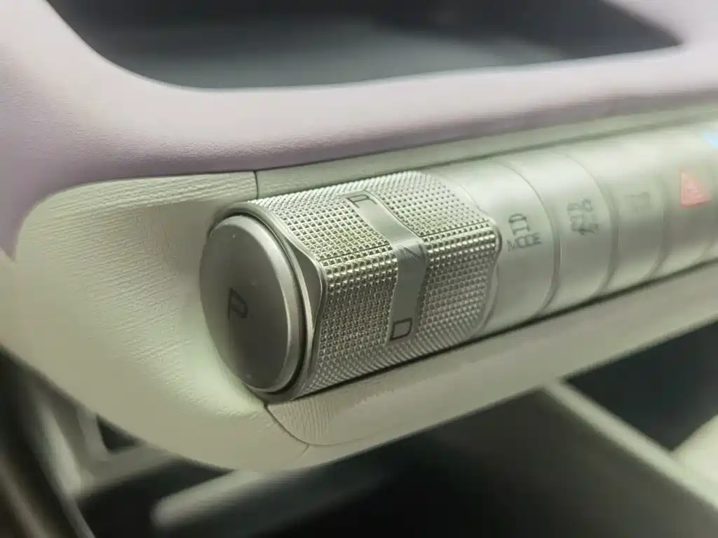 BYD Dolphin — миниатюра 13