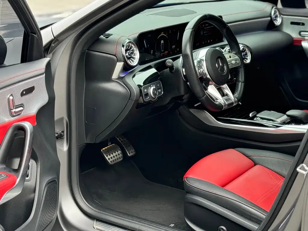 Mercedes-Benz A-Class AMG — миниатюра 4