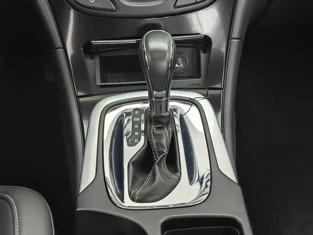 Buick Regal — миниатюра 13