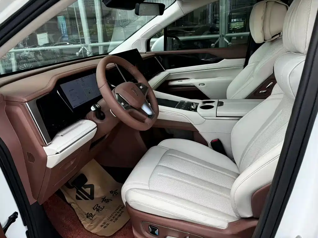 BYD Xia — миниатюра 9