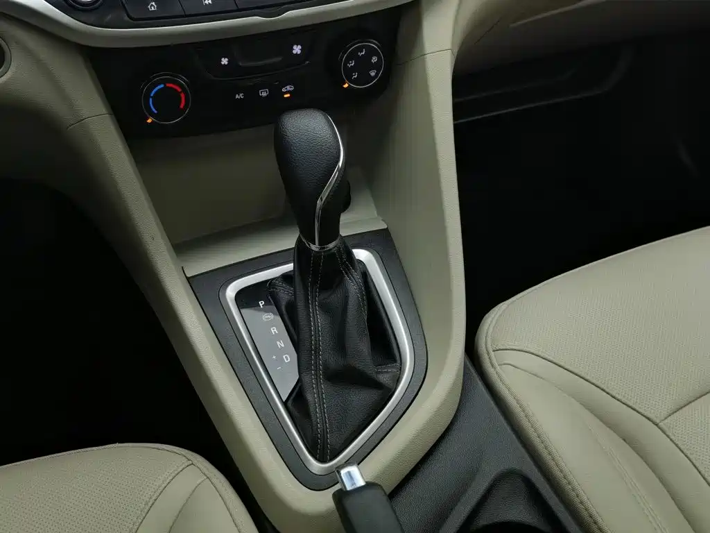 Buick Excelle — миниатюра 13