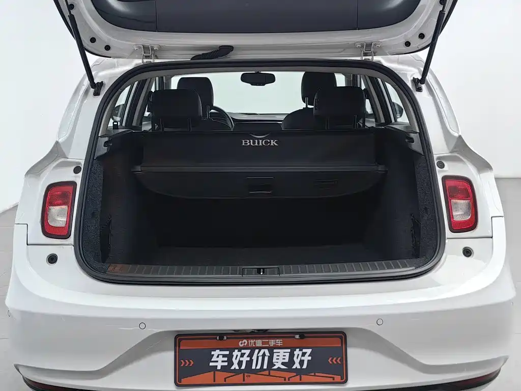 Buick Excelle — миниатюра 16