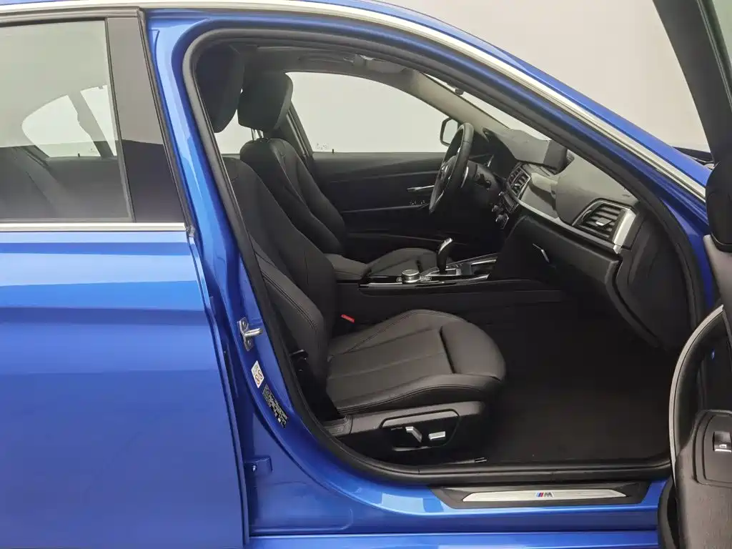 BMW 3 Series — миниатюра 23