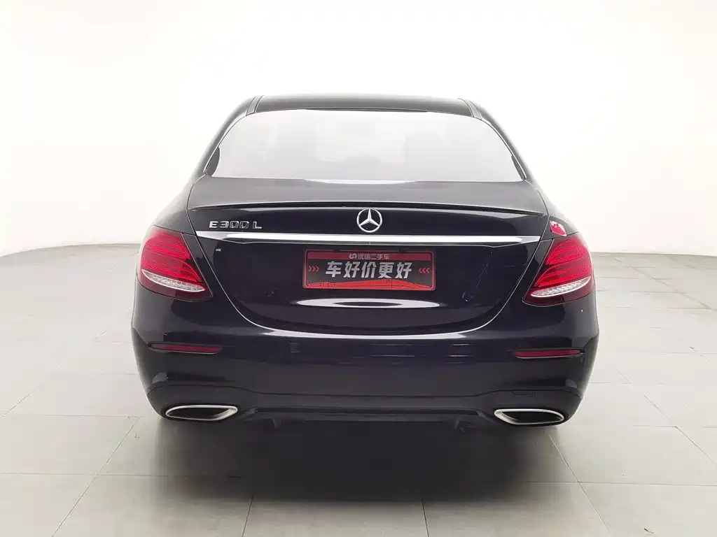 Mercedes-Benz E-Class — миниатюра 4