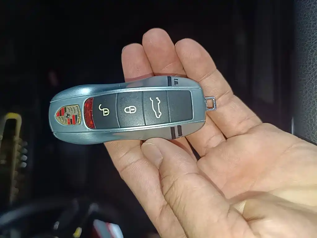 Porsche Macan — миниатюра 9