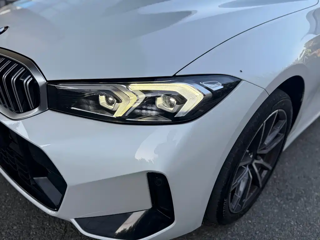BMW 3 Series — миниатюра 10