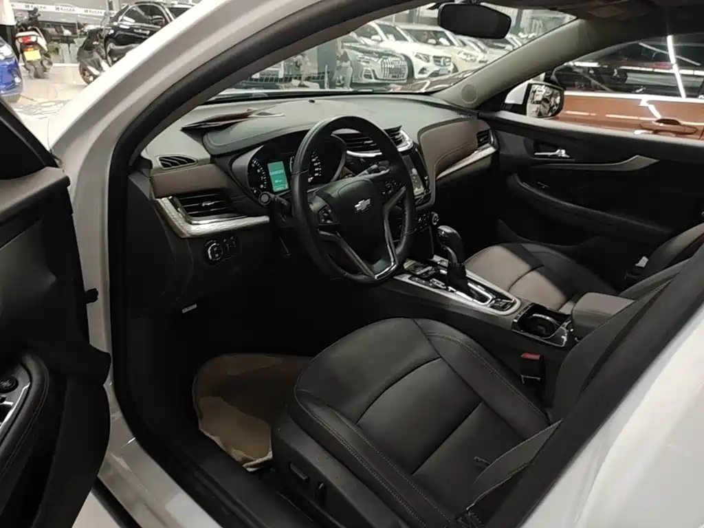 Chevrolet Malibu — миниатюра 15
