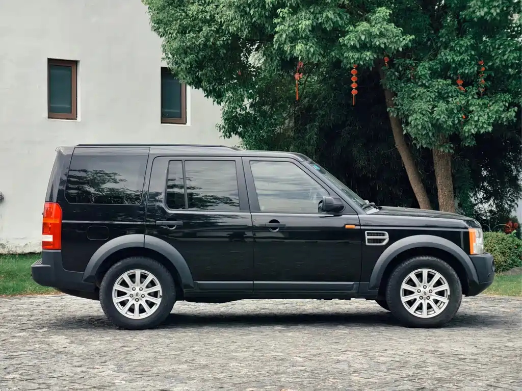 Land Rover Discovery — миниатюра 7