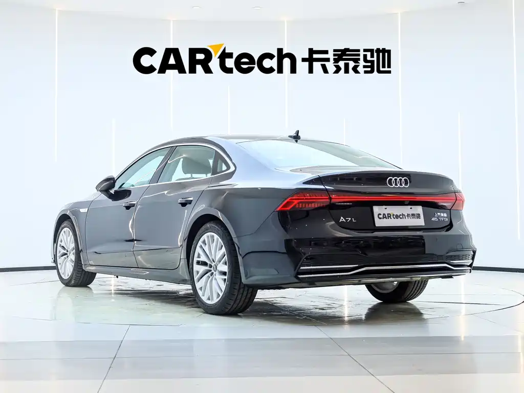 Audi A7L 2024 45TFSI S-line