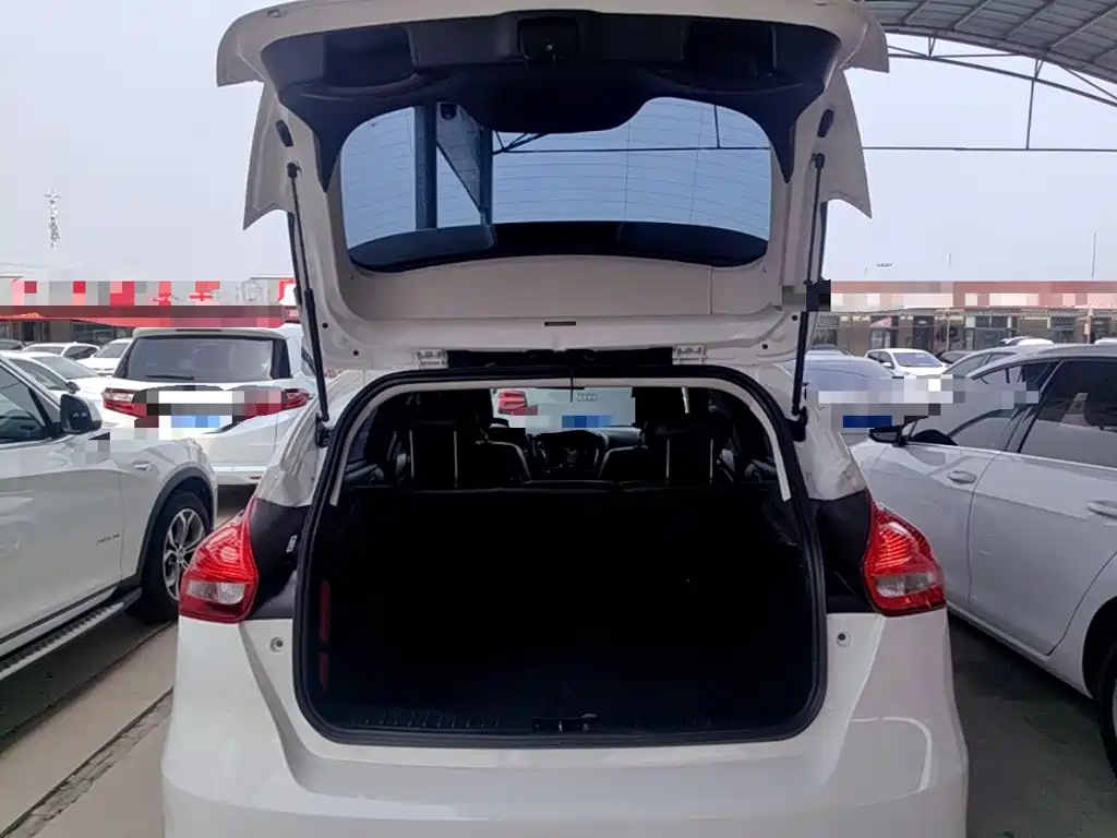 Ford Focus — миниатюра 19