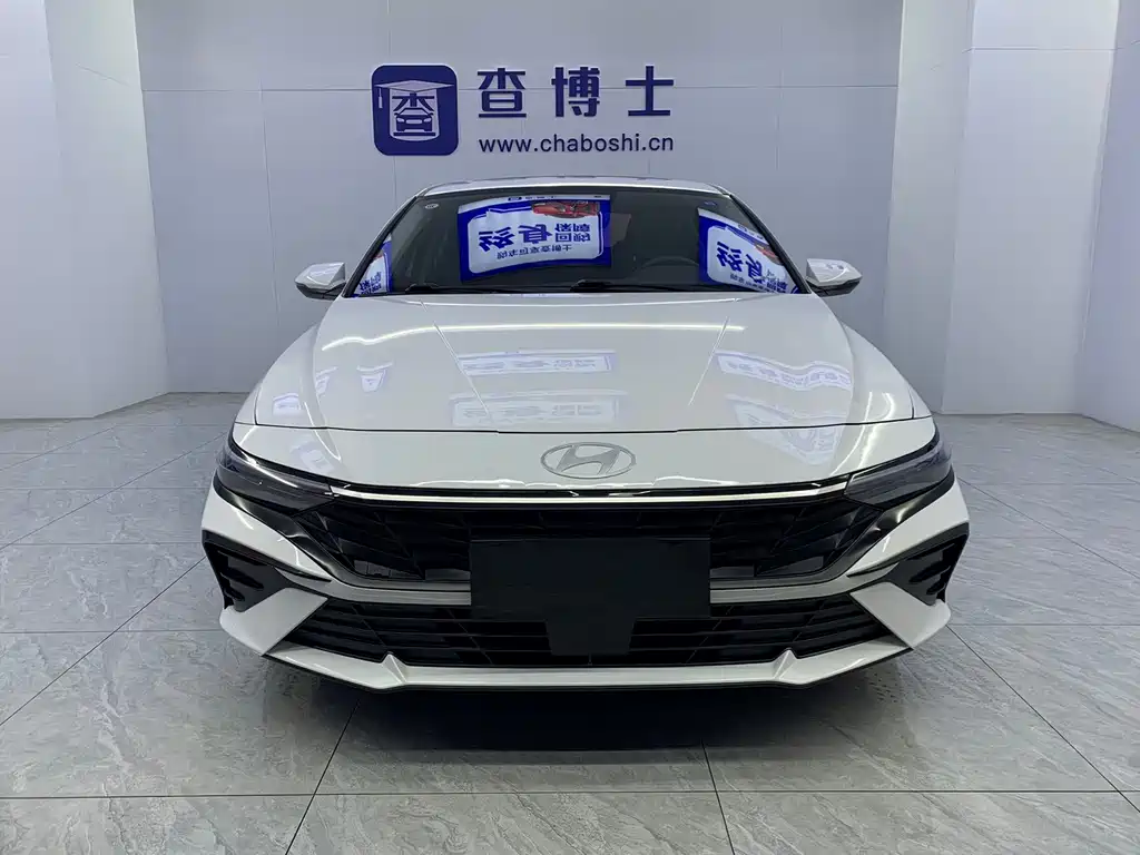 Hyundai Elantra — миниатюра 2