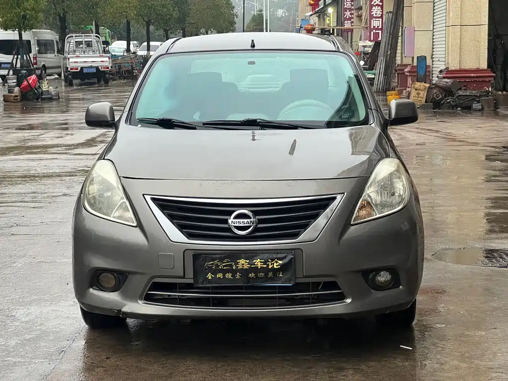 Nissan Sunny 2011 1.5XE MT Comfort