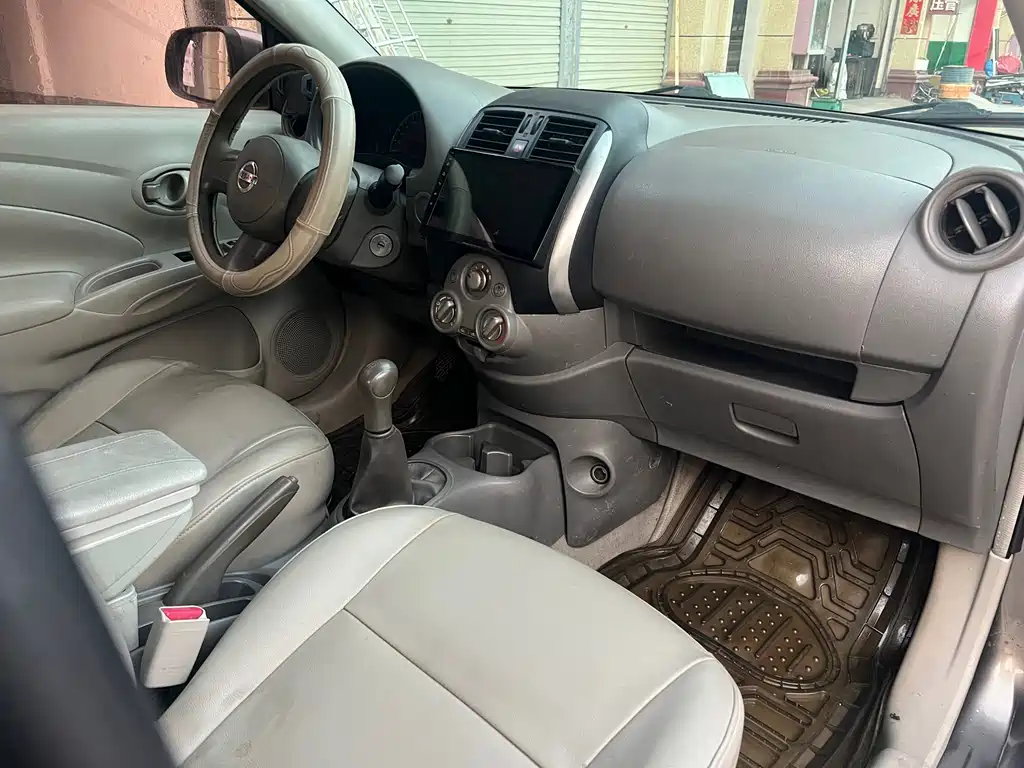 Nissan Sunny 2011 1.5XE MT Comfort
