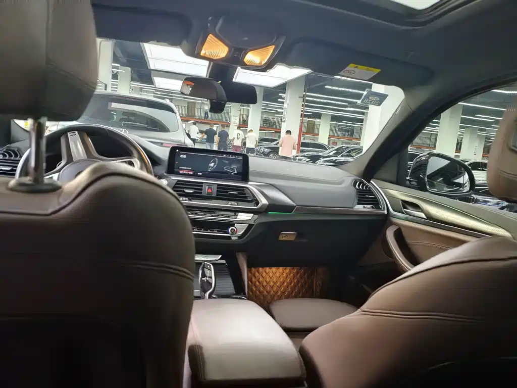 BMW X4 — миниатюра 8
