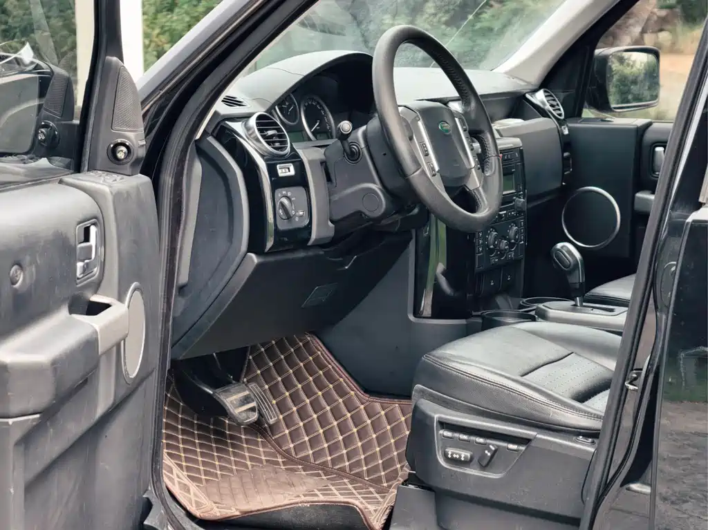 Land Rover Discovery — миниатюра 8