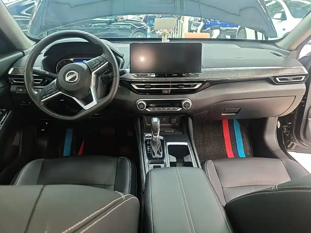 Nissan Teana — миниатюра 10