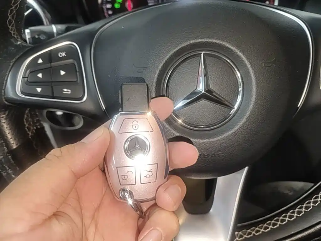 Mercedes-Benz GLA — миниатюра 9