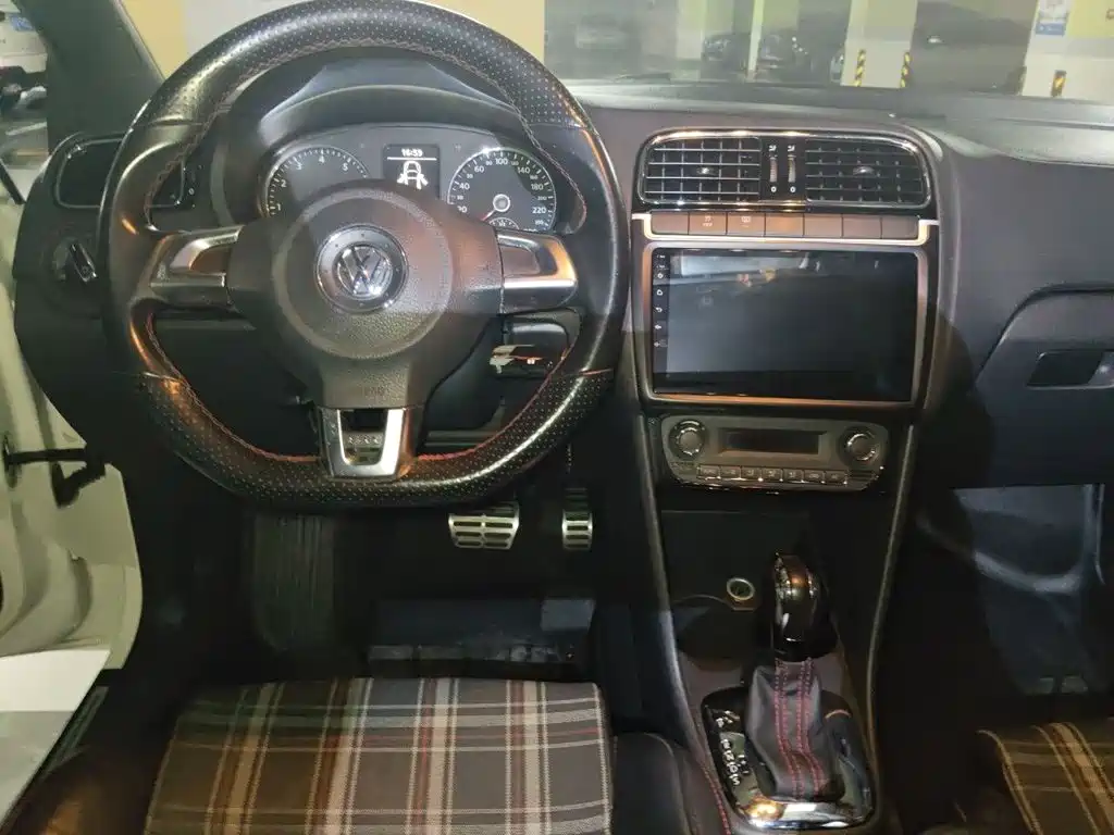 Volkswagen Polo — миниатюра 3